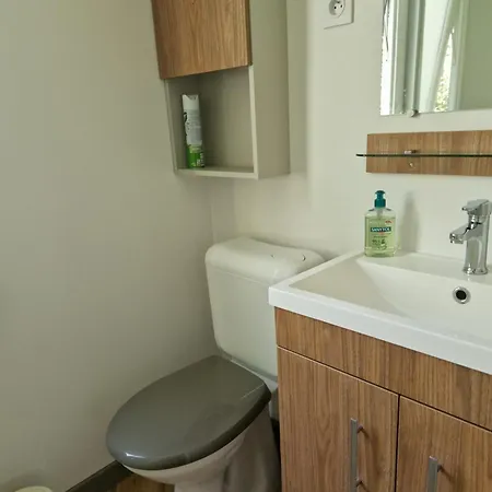 Mobilhome N°222 : 3ch / 2sdb Dans 4* * Gastes