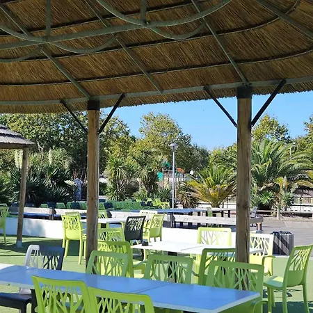 Campsite Mobilhome N°222 : 3ch / 2sdb Dans 4* Gastes
