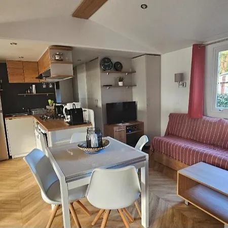 Mobilhome N°222 : 3ch / 2sdb Dans 4* Campsite Gastes