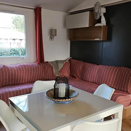 Mobilhome N°222 : 3ch / 2sdb Dans 4* 캠프장 *